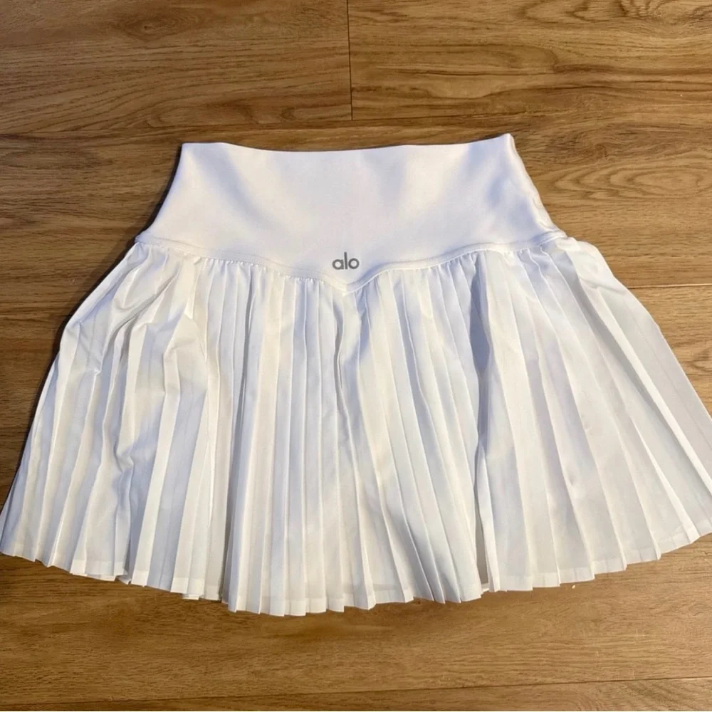 ALO Yoga Grand Slam Tennis Skirt - Picture 3 of 4